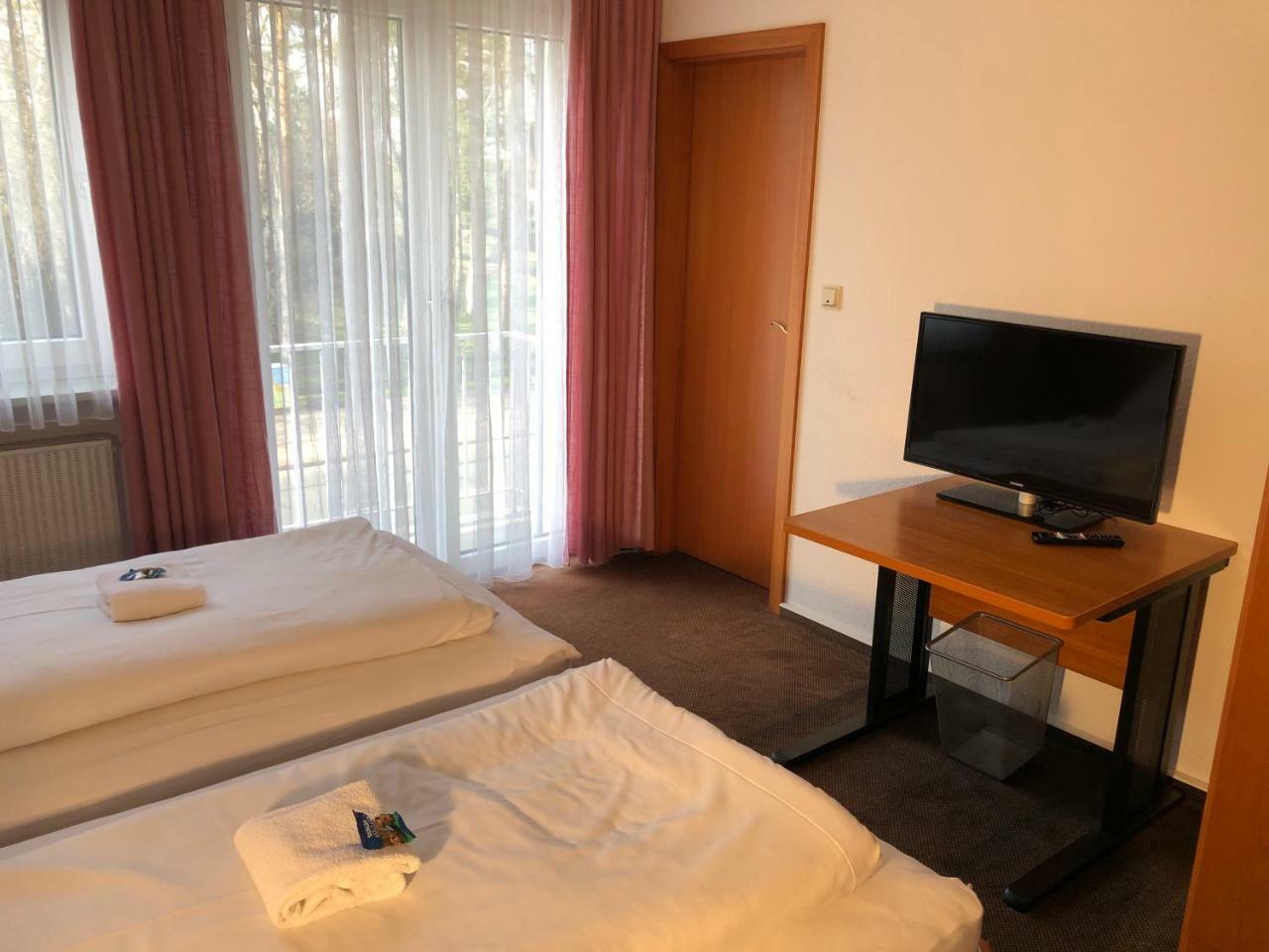 Hotel Mivano Lehrte Exterior photo